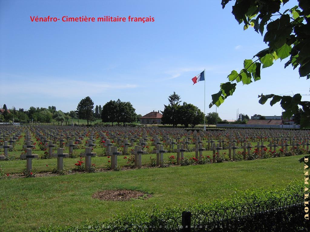 CIMETIERES MILITAIRES 1944 (11)NECROPOLE DE CERNAY Source de Clement CHARRUT.jpg